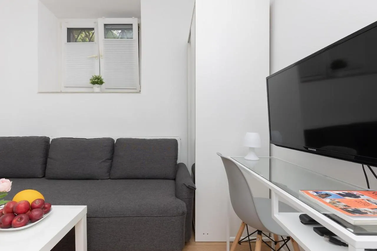 Micro Apartment Near Fort Mokotow By Noclegi Renters Warsaw 0*,  Poland